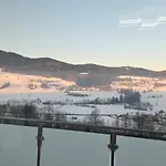 Luxury Retreat With Breathtaking Panoramic 别墅 *